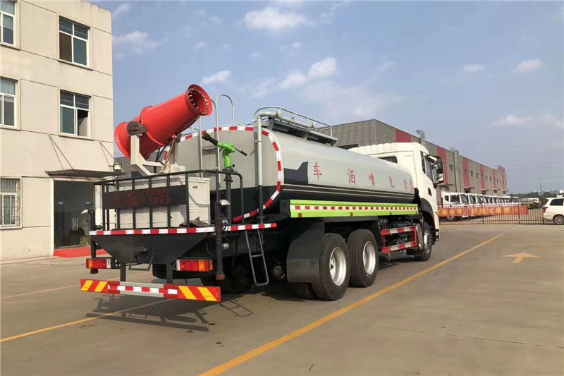 東風(fēng)天龍后八輪20噸噴霧車，國六綠化噴灑車